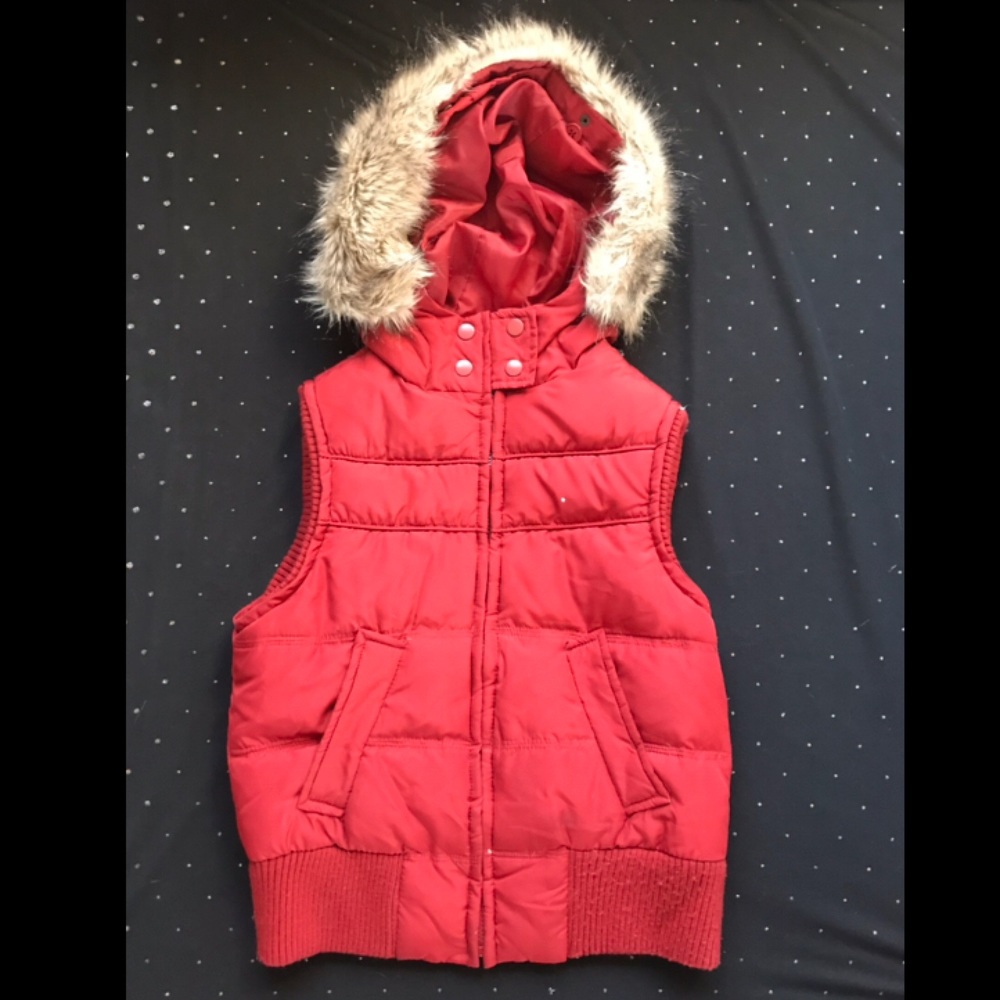 Down Puffer Vest w/ removable faux fur trim